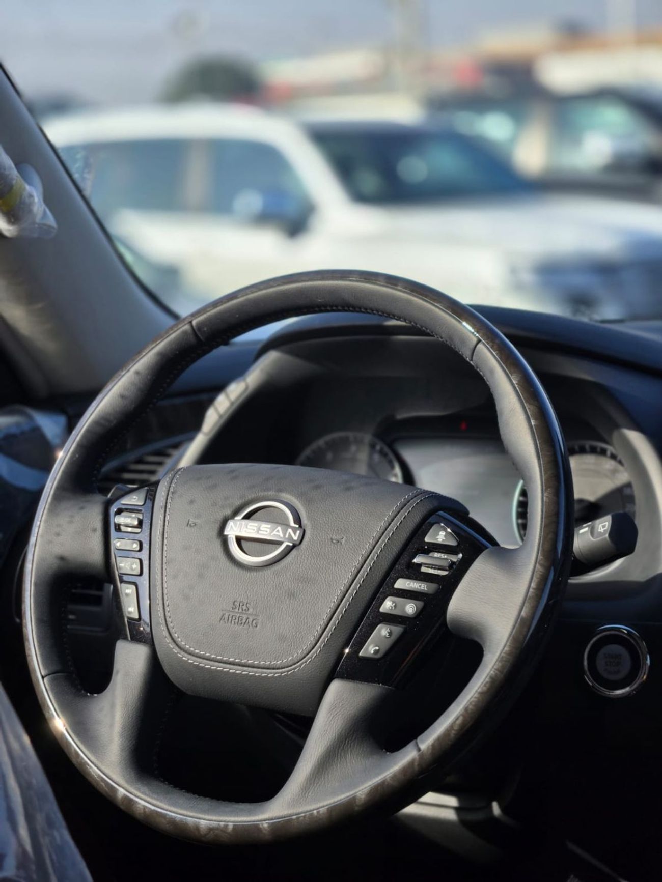 Nissan Patrol SE Platinum 4.0L Petrol A/T Full Option