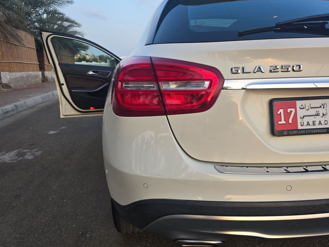 Mercedes Benz GLA250 STD