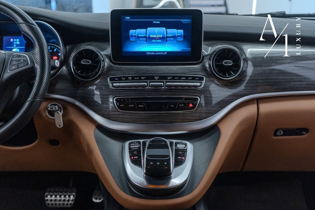 Mercedes-Benz Viano 2020 Mercedes V250, GCC spec, Warranty, Brabus kit, Perfect Condition