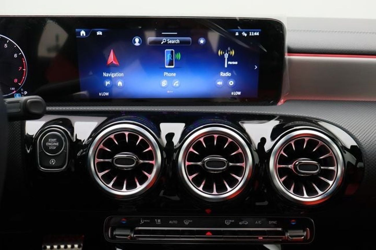 مرسيدس بنز A 200 PREMIUM 2.0