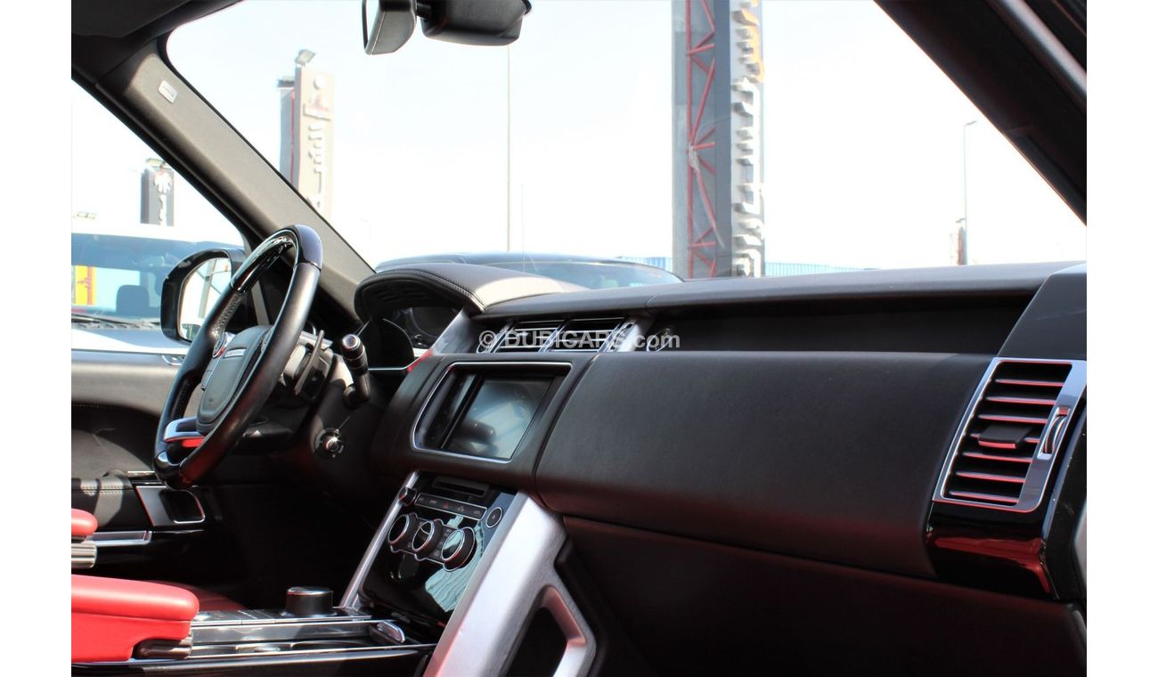 Land Rover Range Rover GCC MINT IN CONDITION