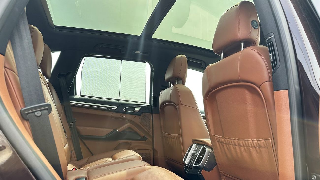 بورش كايان S Platinum Edition 2018 Full Service History GCC