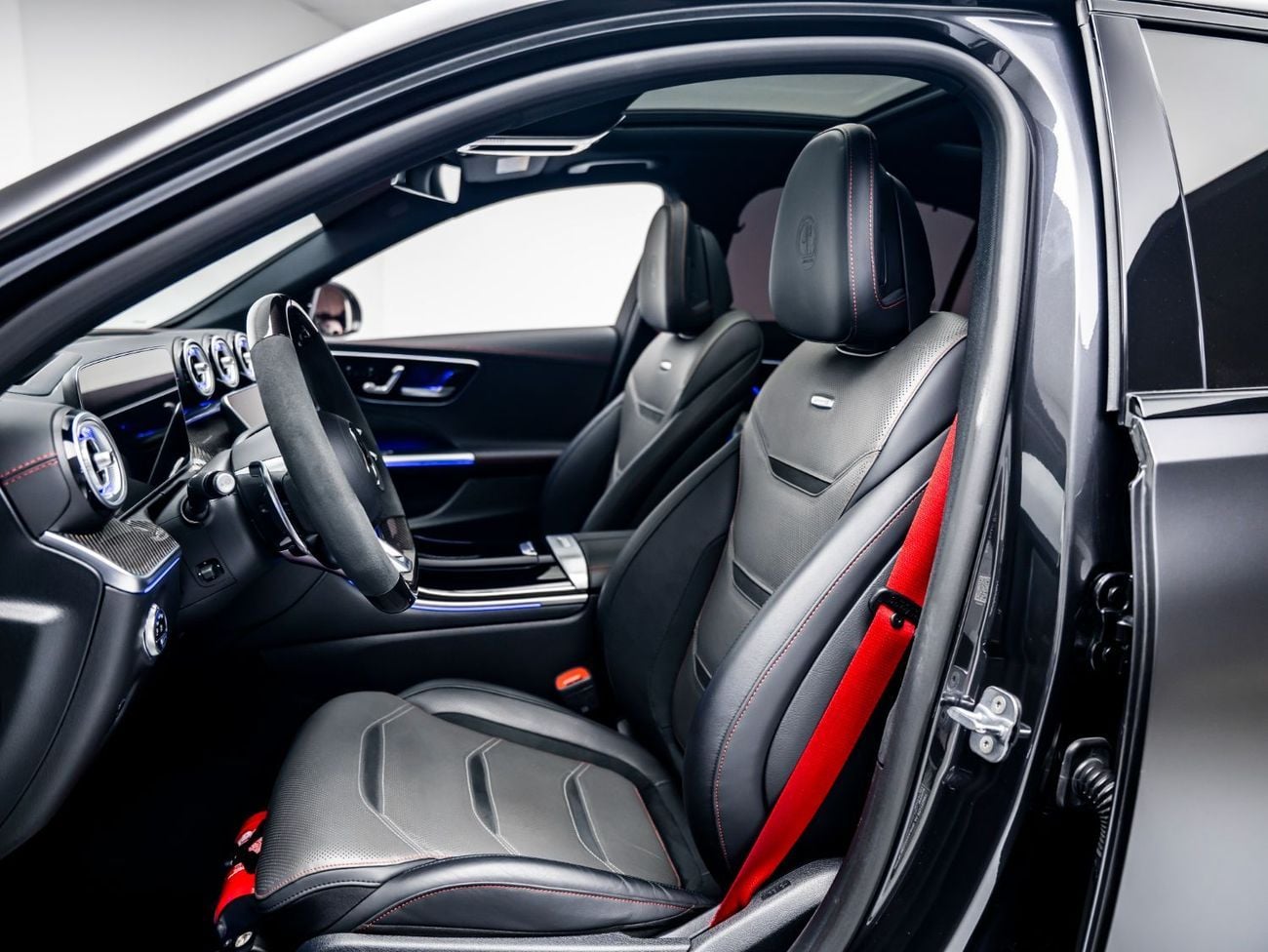 مرسيدس بنز C 63S AMG 2024 Mercedes C63s AMG E-Performance, Mercedes Warranty + Service Contract, GCC, Low KMs