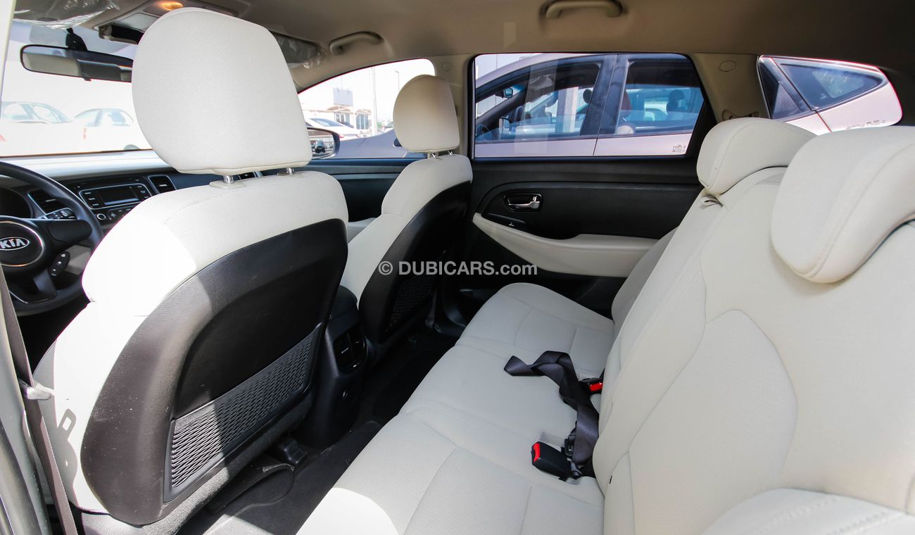 Kia Carens