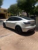Tesla Model Y LONG RANGE