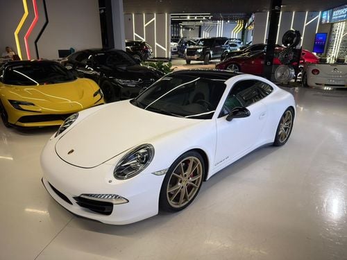 Porsche 911 Carrera 4S 3.8L Coupe 2014 Porsche 911 Carrera 4S - GCC Specs - Full Service History Available