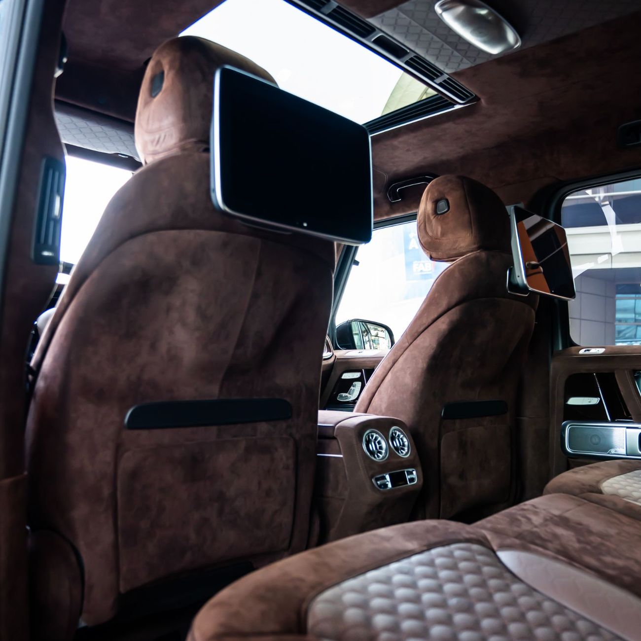 مرسيدس بنز G 63 AMG 2025 MERCEDES G800 BRABUS ( MASTER PIECE ) BRAND NEW