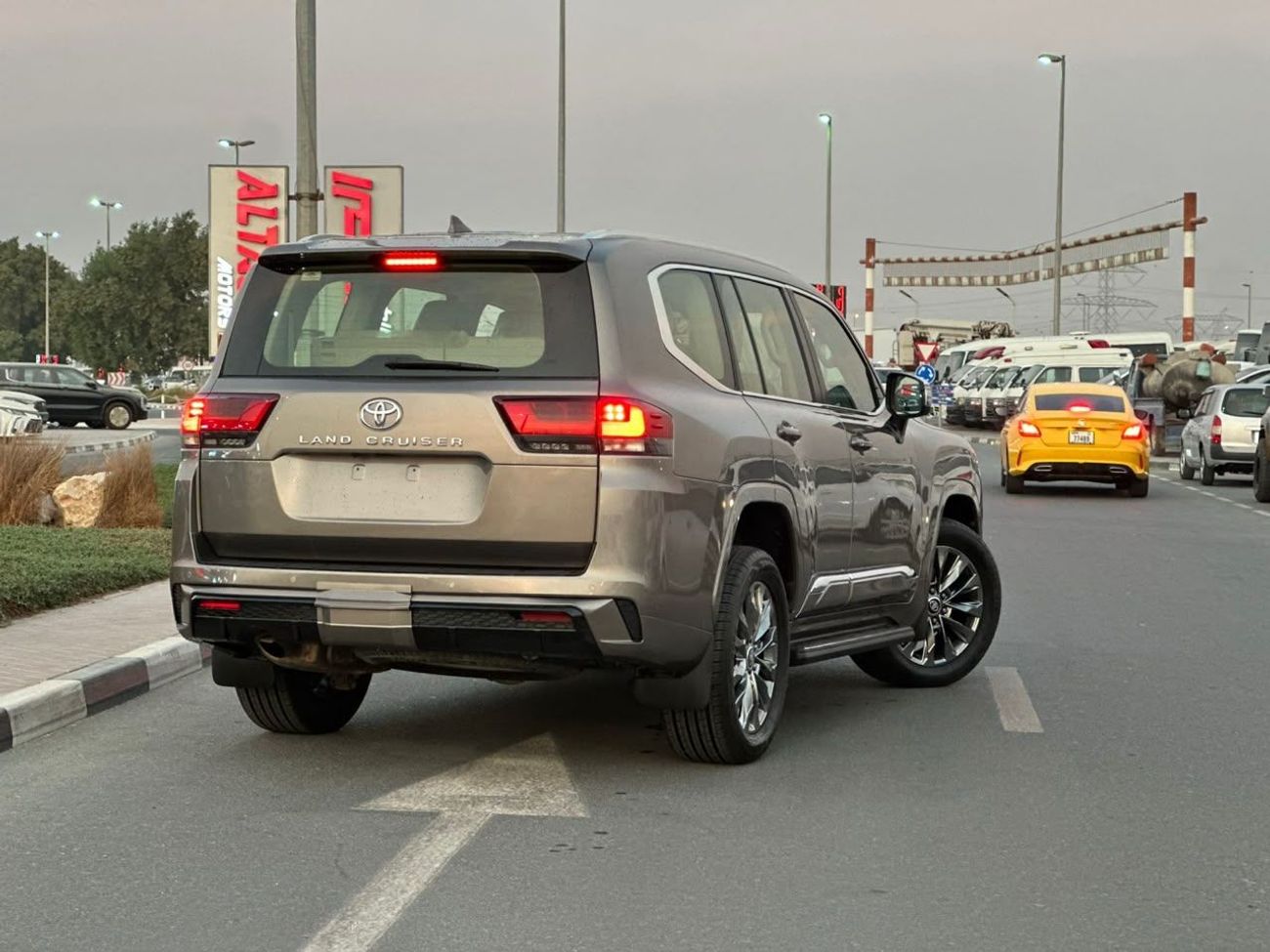 Toyota Land Cruiser GXR