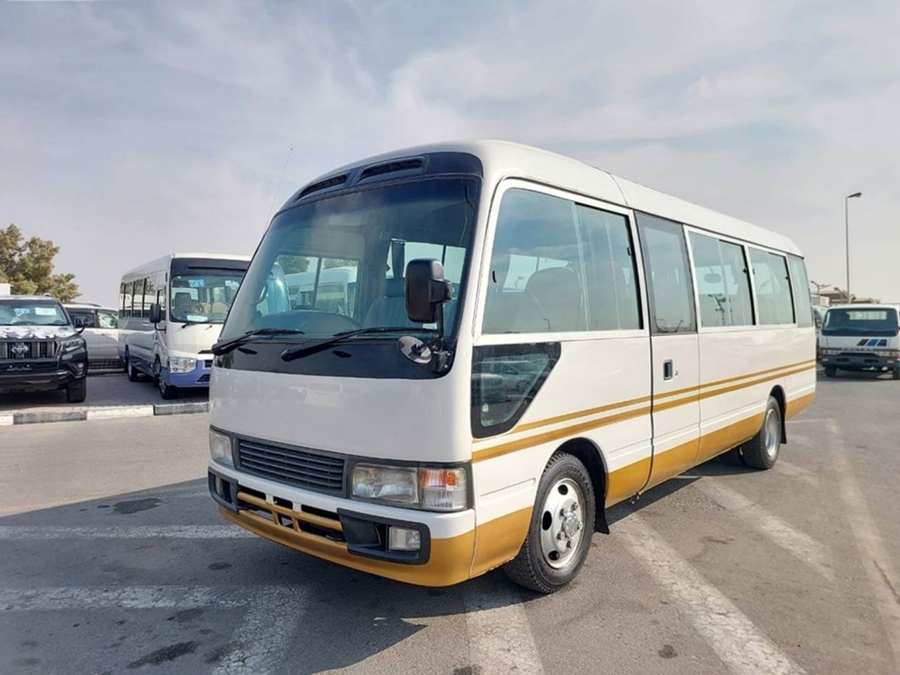 تويوتا كوستر TOYOTA COASTER BUS RHD 1998 MODEL 4.2L DIESEL AUTOMATIC(PM00847)