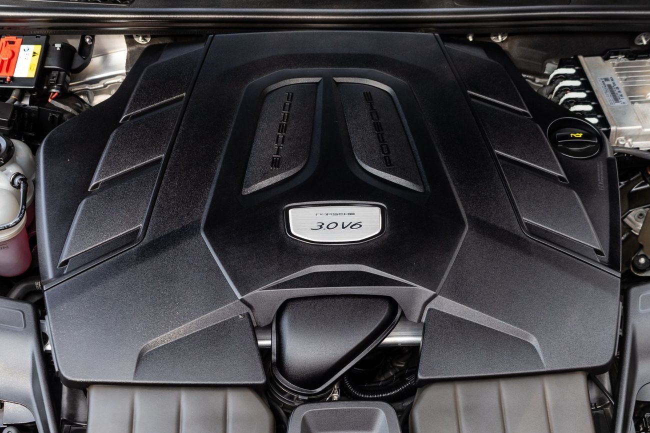 Porsche Cayenne Platinum Edition