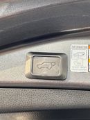 Toyota RAV4 XLE premium Sunroof,Push start,Leather seats