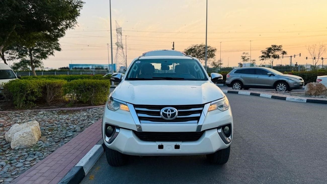 Toyota Fortuner PADDLE SHIFTER | CRUISE CONTROL | AUTOMATIC TRANSMISSION | 2.4L DIESEL | PARKING SENSOR