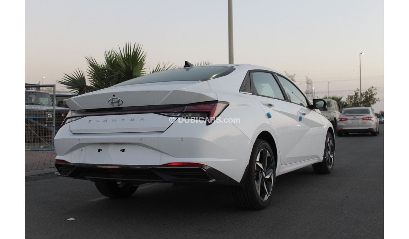 Hyundai Elantra Elantra CN7 ,1.6 L , FWD