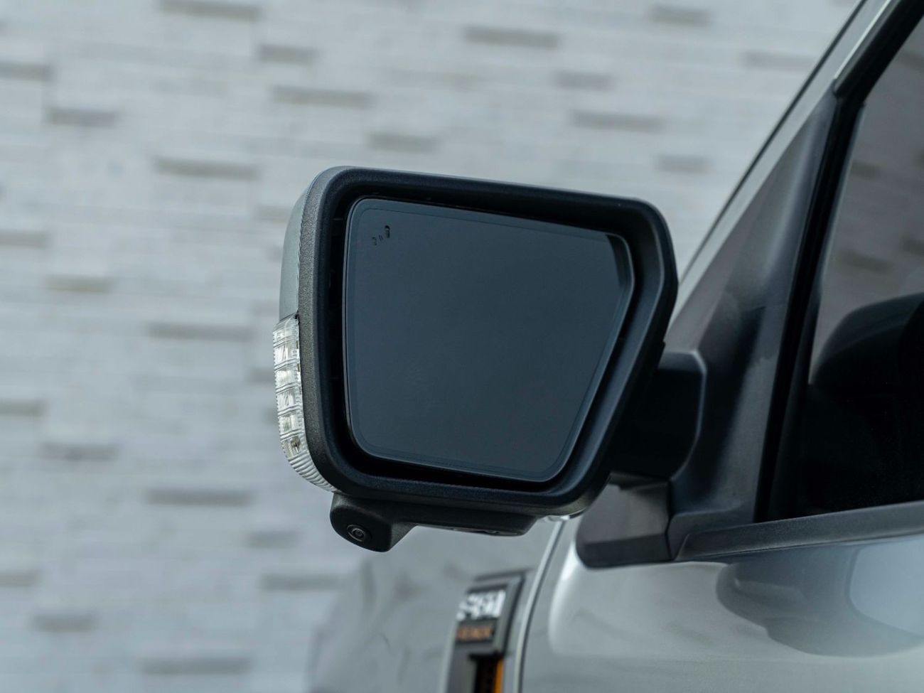 Ford F 150 Tremor AED 3,774 PM • F-150 TREMOR CREW LUXURY • ONLY 7,600 KMS • FORD WARRANTY AND SERVICE PLAN UNTIL 2028