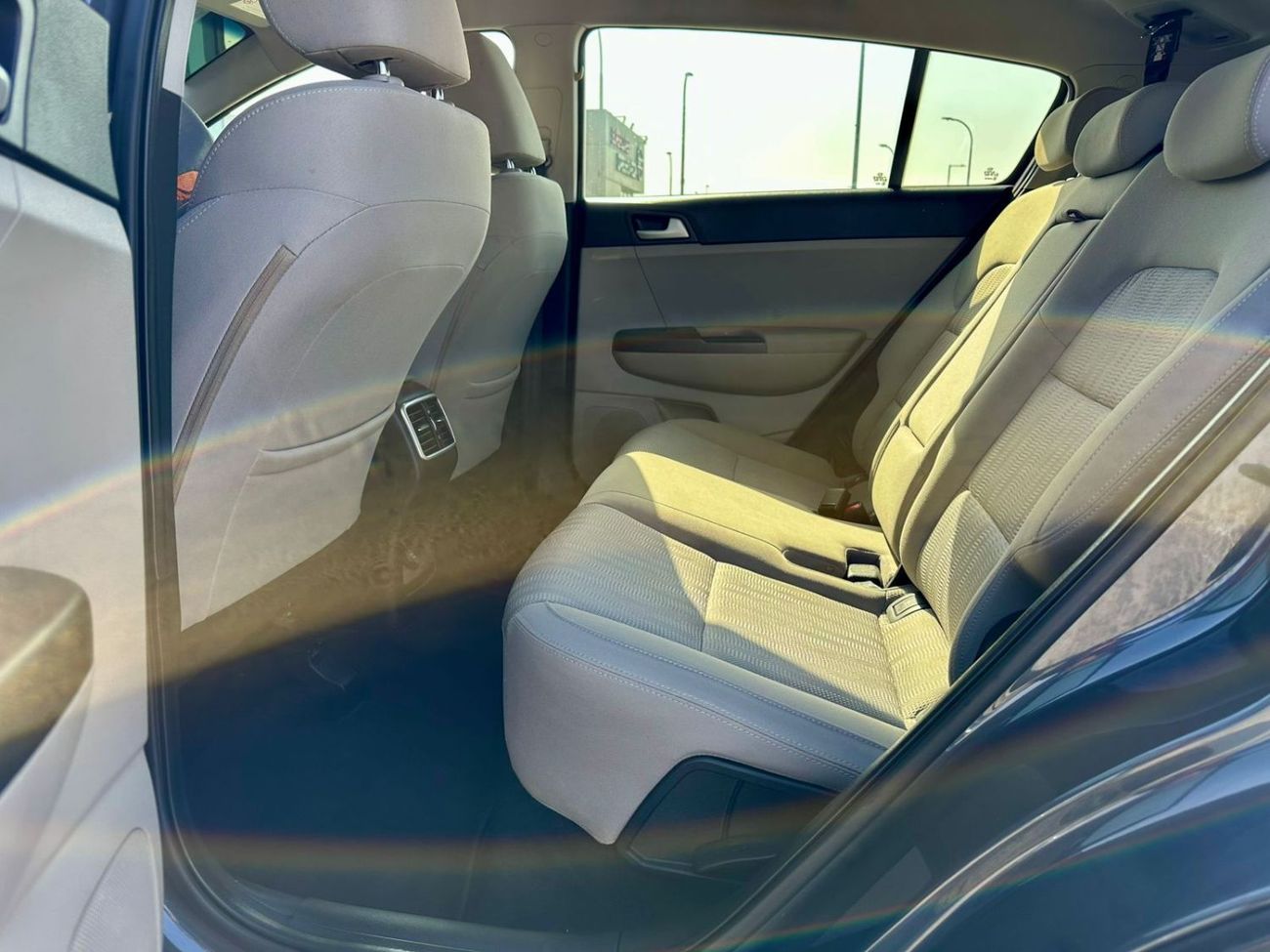 كيا سبورتيج LX 1.6L FWD