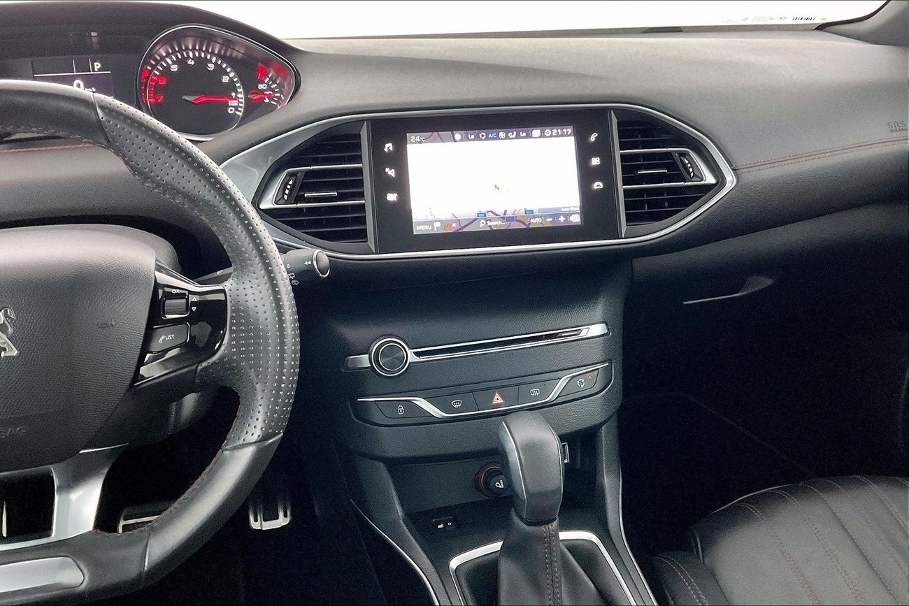 Peugeot 308 GT Line | 1 year free warranty | 0 down payment | 7 day return policy