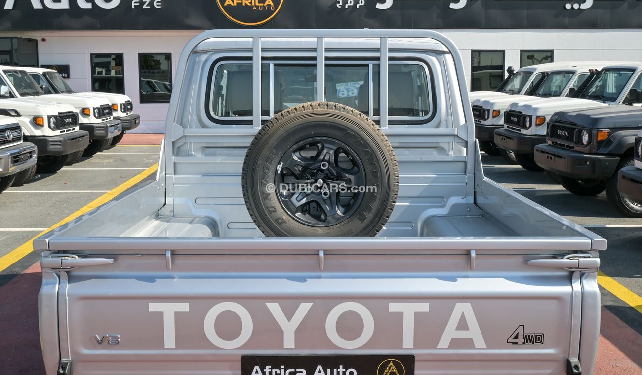 تويوتا لاند كروزر بيك آب LC79 DC 4.5L V8 MT YM 2024 (DIFF-LOCK)