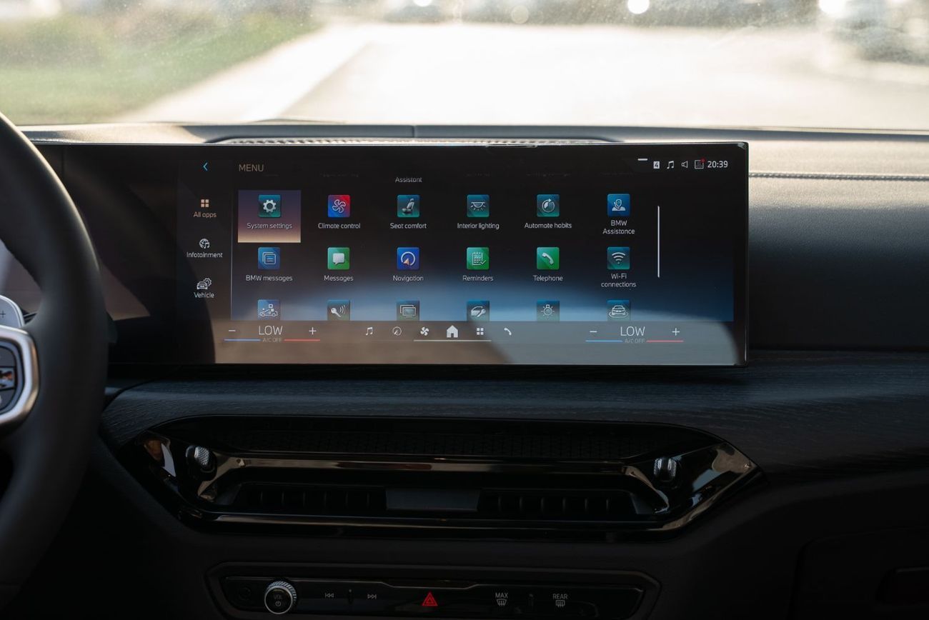 BMW 325i BMW 3-Series 325LI 2026 Automatic 0 Km 4 Cylinder Rear Wheel Drive (RWD) Sedan White