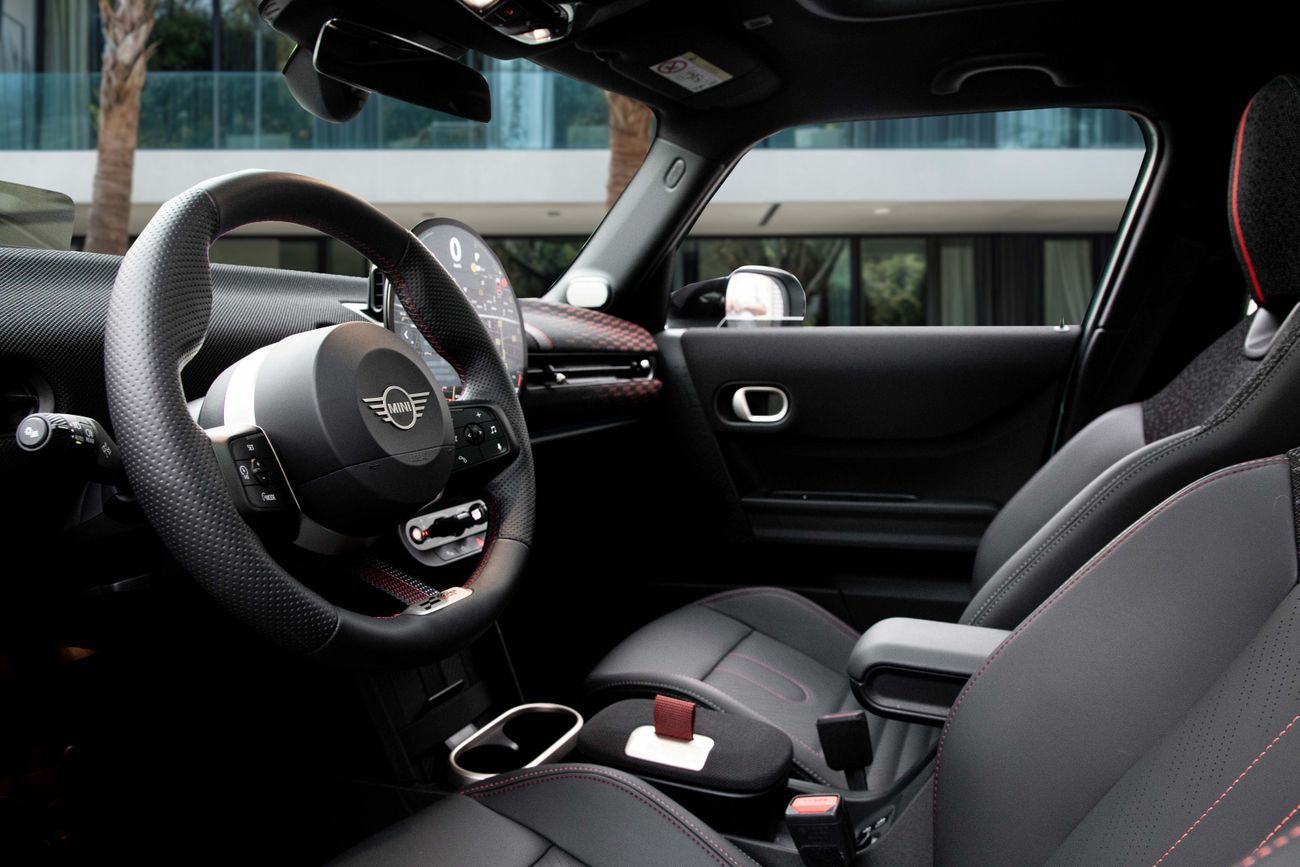 Mini Cooper Cooper S JCW | 2,644 P.M | 0% Downpayment | Agency Warranty & Service Contract