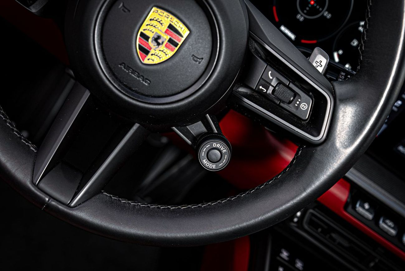 Porsche 911 Carrera 4S 3.0L (380 HP) Coupe Carrera 4S 3.0L (450 HP) Coupe