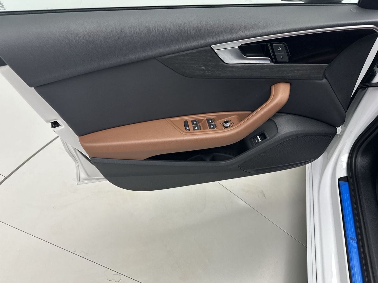 Audi A4 35 TFSI S Line 2.0L 150hp (Ref# 18008)