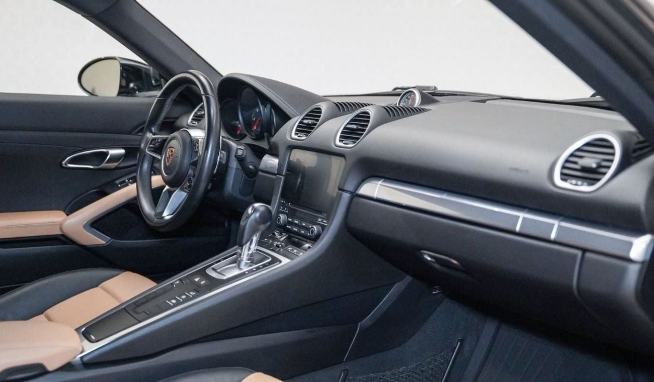 Porsche 718 Cayman Cayman - Warranty until Feb 2025 - Approved Prepared Vehicle