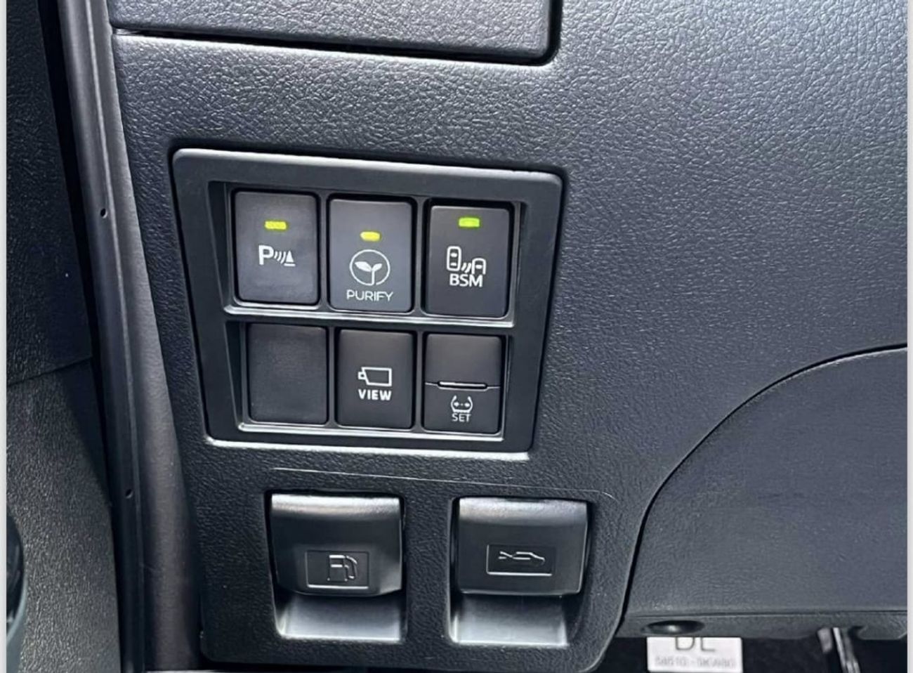 تويوتا هيلوكس Toyota pickup Hilux, adventure.4.0L petrol engine LHD,2025 model ,brand new ,Gcc specs,4x4 , automat