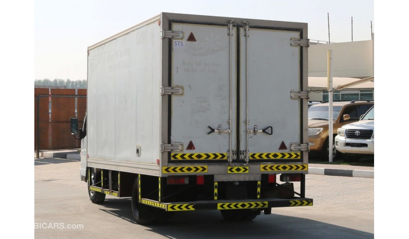 Mitsubishi Fuso Canter 2015 | CANTER FREEZER 3 TON CAPACITY WITH GCC SPECS AND EXCELLENT CONDITION