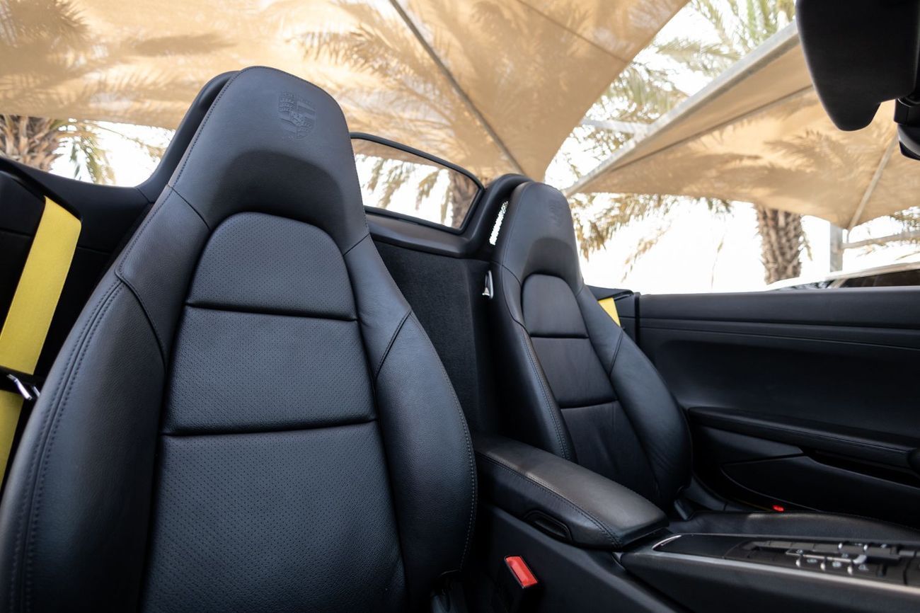 بورش بوكستر 718 Std 2.0L A/T