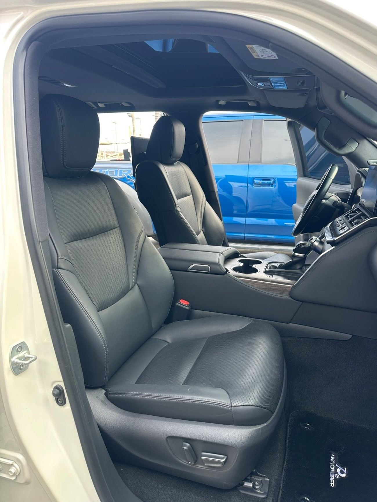 Toyota Land Cruiser VXR