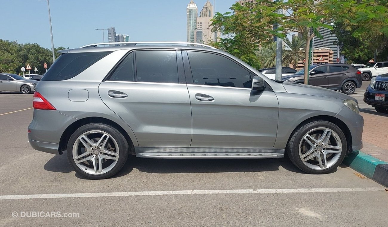 Mercedes-Benz ML 400 AMG PACK 3 | Zero Down Payment | Free Home Test Drive