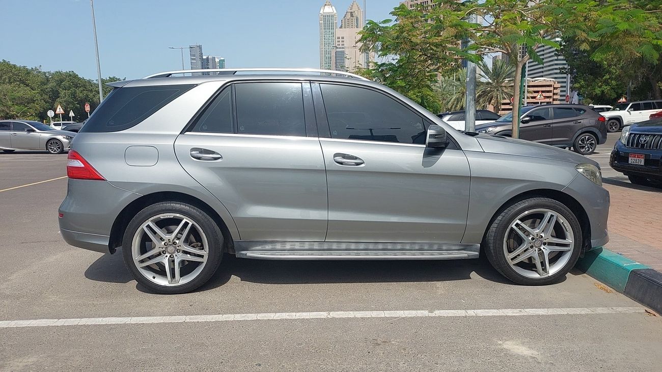 Mercedes-Benz ML 400 AMG PACK 3 | Zero Down Payment | Free Home Test Drive