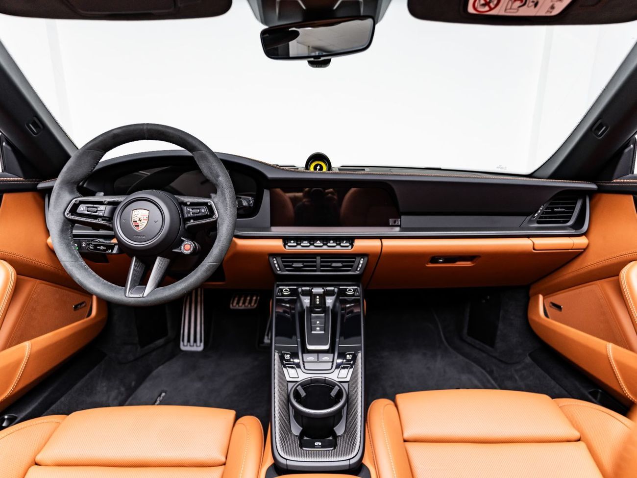 بورش 911 Targa 4GTS 3.0L (475 HP)