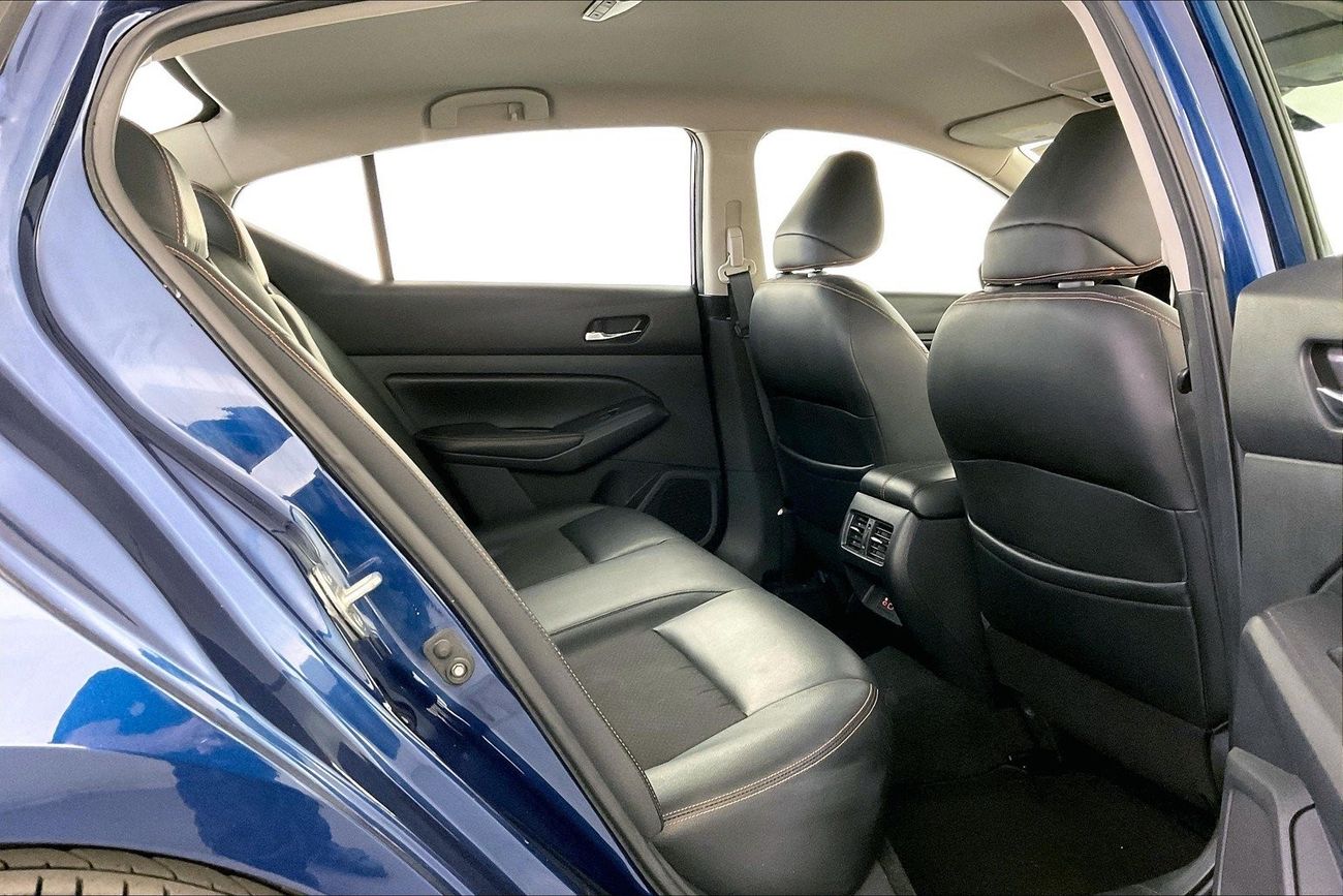 Nissan Sunny SV | 1 year free warranty | 0 Down Payment