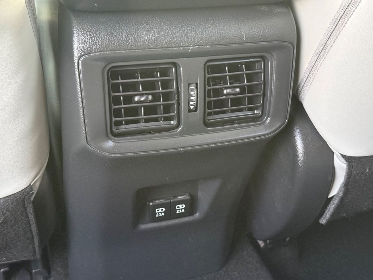 Toyota RAV4 2020 TOYOTA RAV4 XLE 4x4 FULL OPTIONS IMPORTED FROM USA