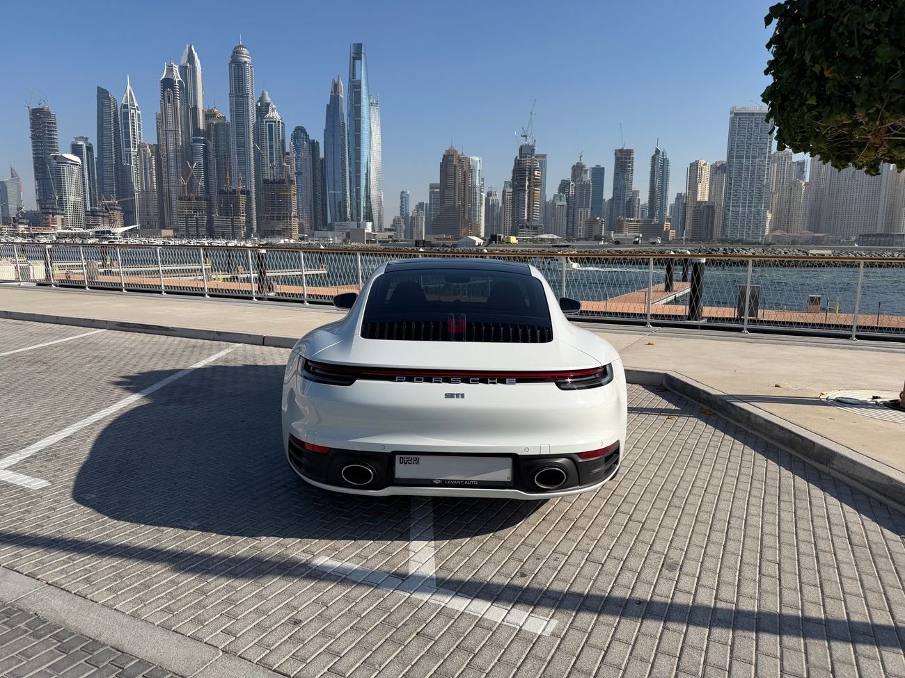بورش 911 Porsche 911 Carrera (992) Coupe – 3.0L