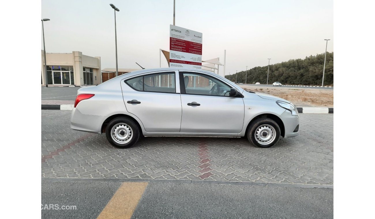 Nissan Sunny Nissan Sunny 2018 gcc very celen car Full automatic