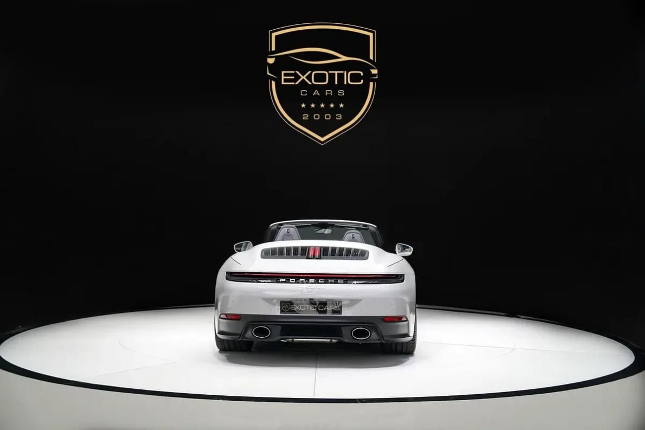 Porsche 911 CARRERA