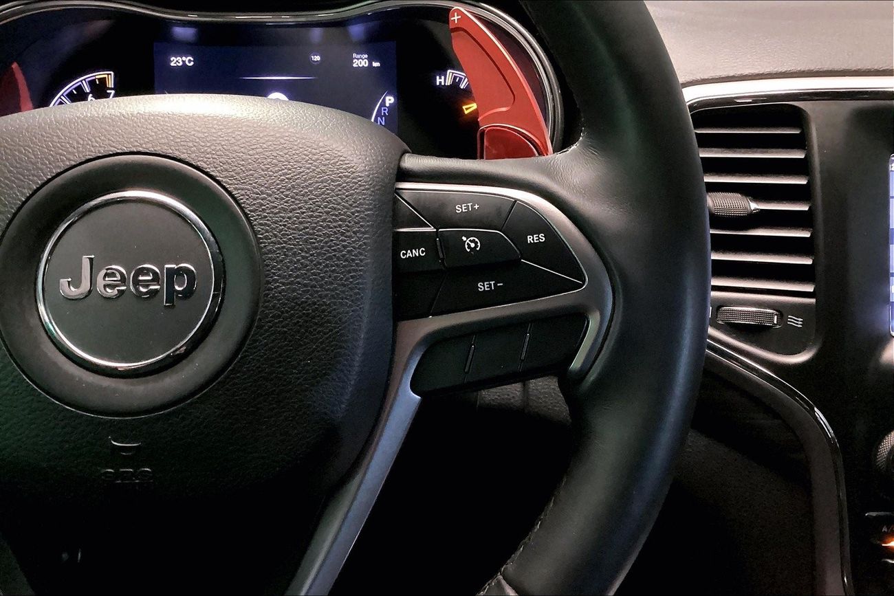 Jeep Grand Cherokee Laredo | Guaranteed Warranty | 0 Down Payment