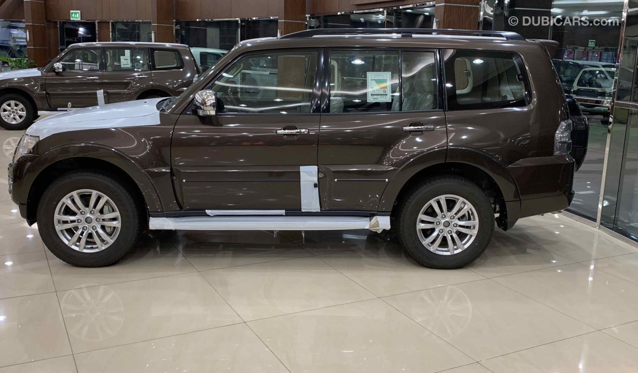 Mitsubishi Pajero GLS 3.8 SUV 4WD GOLD PACKAGE