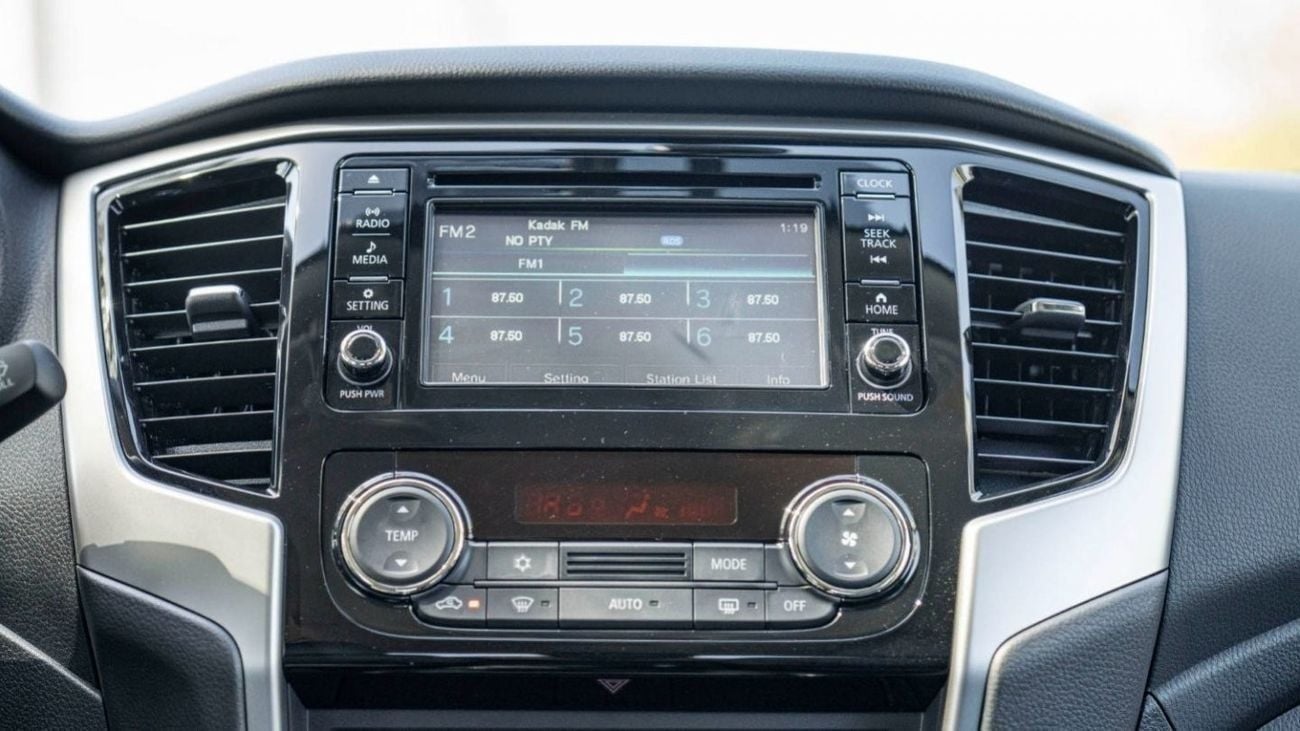 Mitsubishi L200 GLS Mitsubishi L200 Sportero 2.4L Diesel 2025