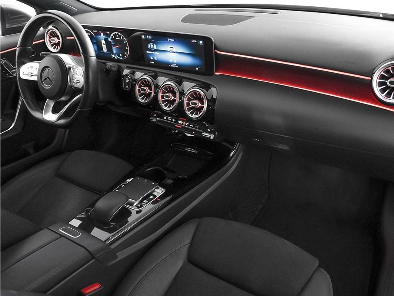 مرسيدس بنز A 250 2.0L 211BHP