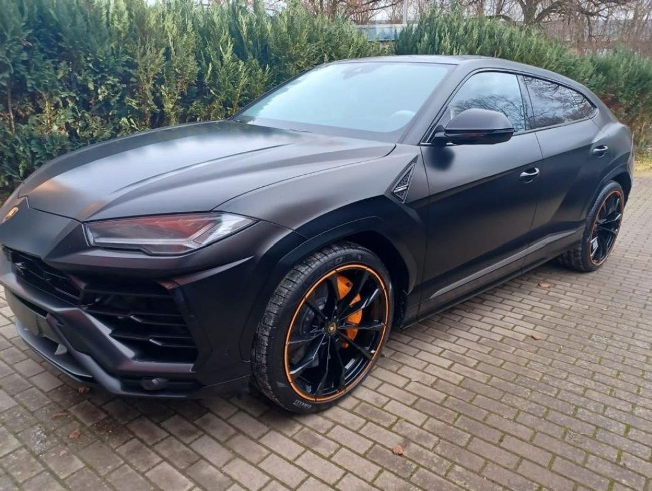 Lamborghini Urus Graphite Capsule