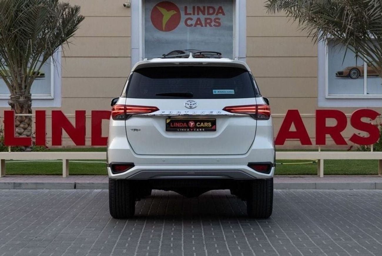تويوتا فورتونر Toyota Fortuner TRD Sportivo 2018 GCC (LOW MILEAGE) under Warranty with Flexible Down-Payment.