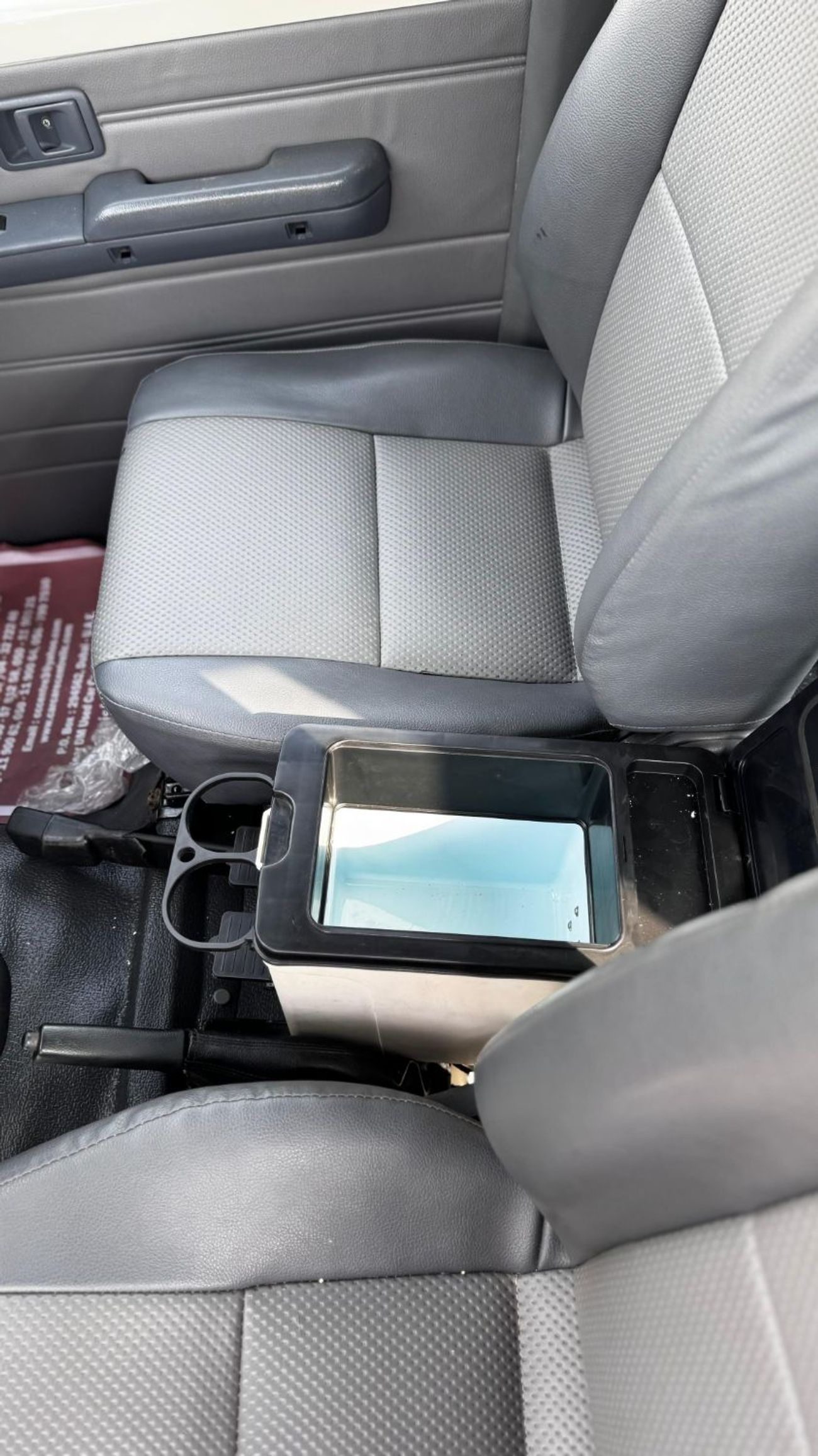 Toyota Land Cruiser Pick Up LC79 Double Cabin LHD 4.2L 1HZ V6 Diesel Engine Manual Gear 4WD 5 Seater 4 Doors