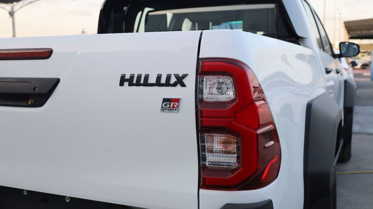 Toyota Hilux GR SPORT