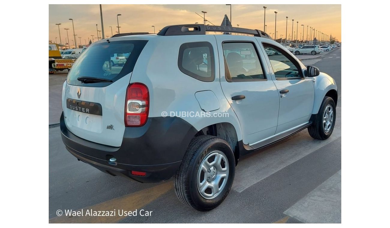 Renault Duster رينو دستر 2017 خليجي بدون حوادث نهائيا  السياره لا تحتاج لاي مصروف  السياره بها :  شدادات  كشافات ضب