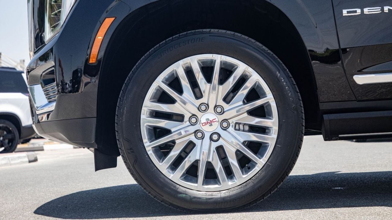 GMC Yukon XL  Denali V8 4WD | 2026 | 5 Years Warranty & Contract Service