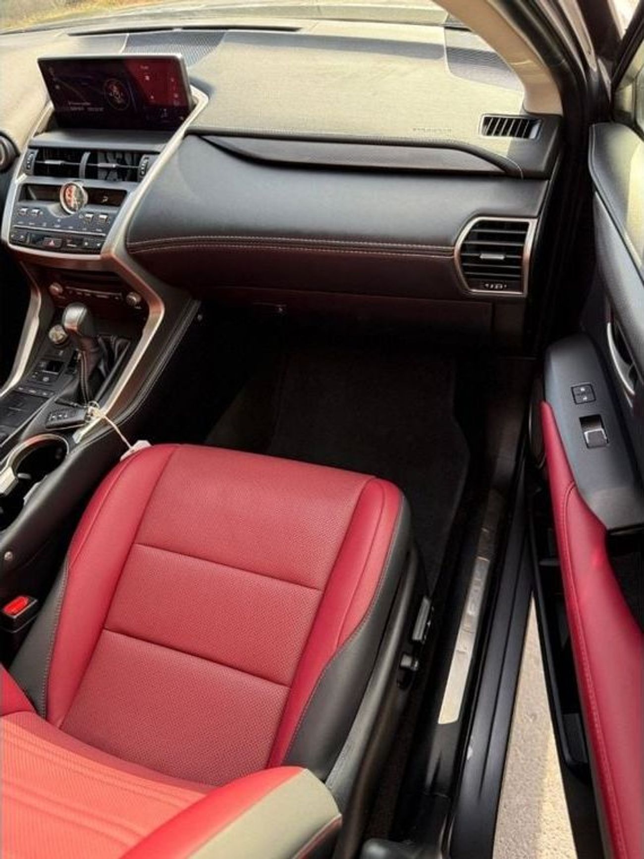 Lexus NX300 Premium Red interior, Sunroof