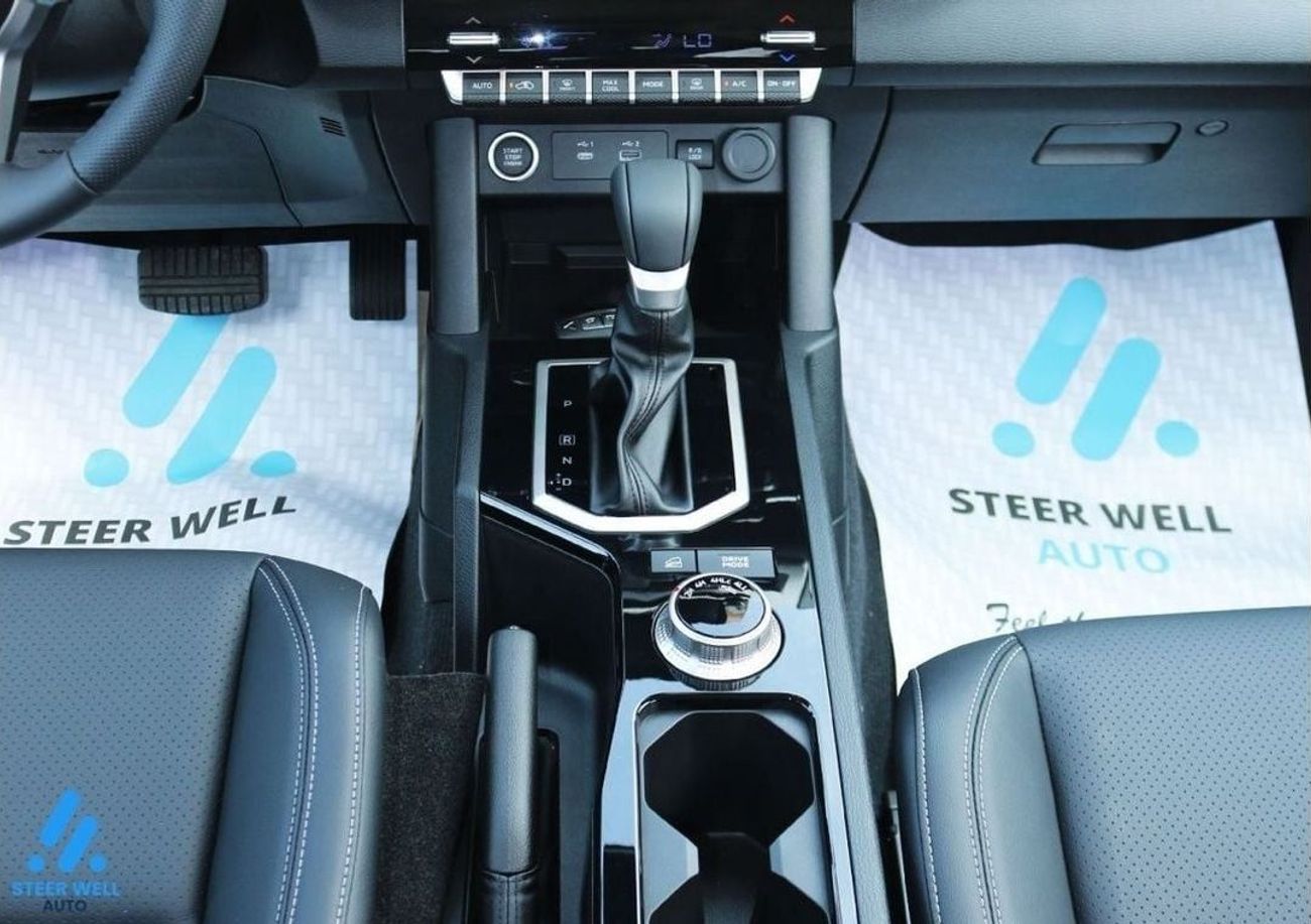 Mitsubishi L200 / Triton Sportero 2024 / First Showroom to have the new Shape / 2.4L Diesel 4WD DSL MT for Export